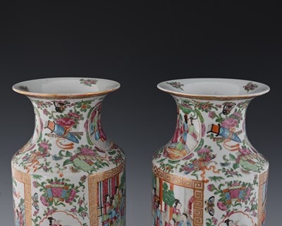 Lot 368 - A pair of Chinese famille rose vases, Canton,...