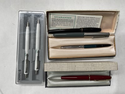 Lot 180 - Three boxed vintage Parker pen sets and two...