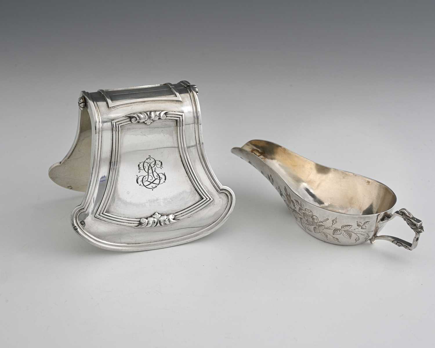 Lot 34 - An individual pair of French first standard