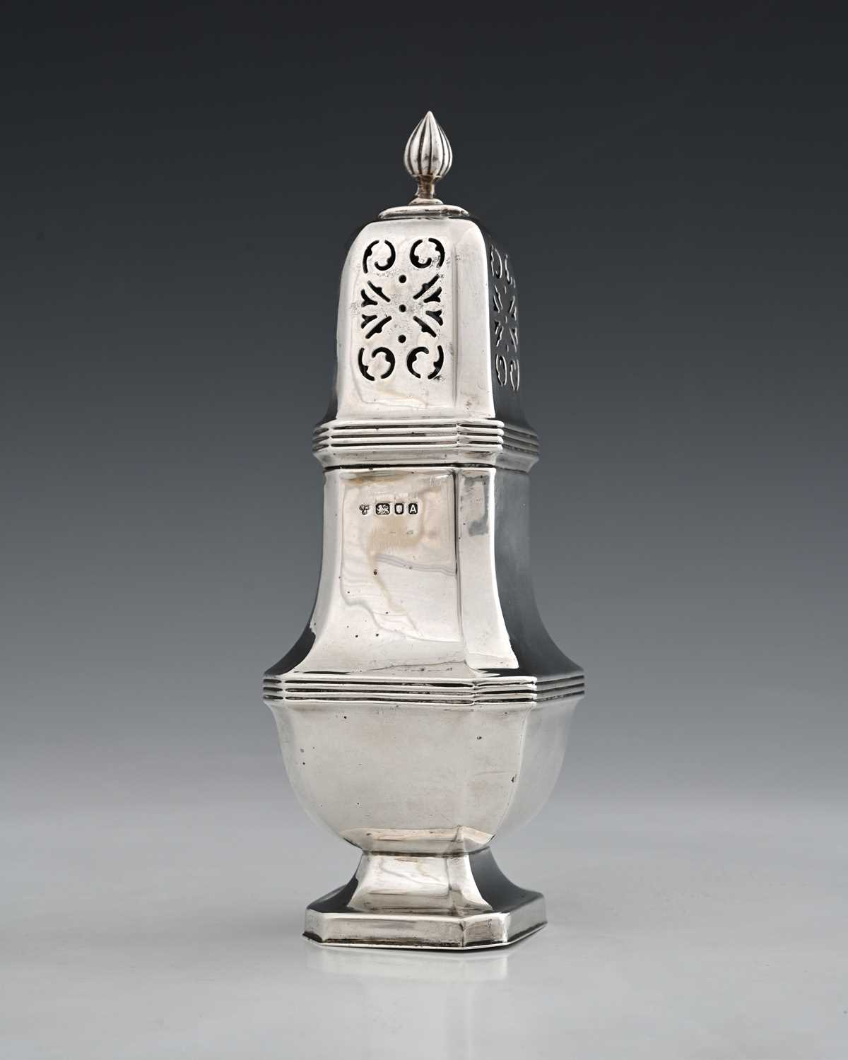 Lot 389 - Harrods Ltd., an Edward VIII Art Deco style...