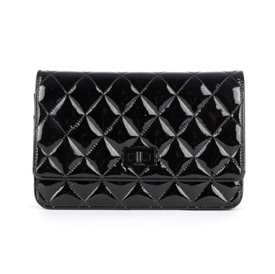 Lot 283 - Chanel, a 2.55 Reissue Wallet On Chain handbag,...