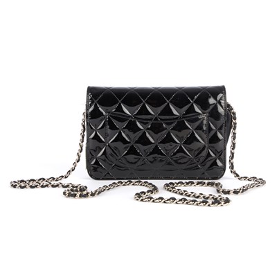 Lot 283 - Chanel, a 2.55 Reissue Wallet On Chain handbag,...