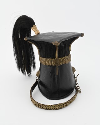 Lot 252 - A 9th Royal Lancers chapka, with horse hair...