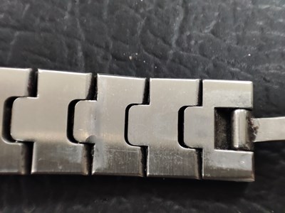 Lot 221 - Cartier, a stainless steel Santos Galbée bracelet watch