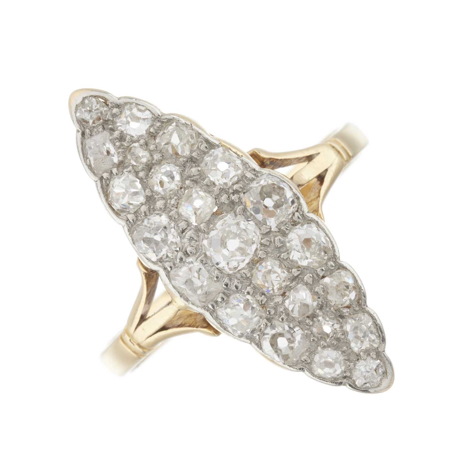 Lot 4 - An early 20th century 18ct gold diamond cluster dress ring