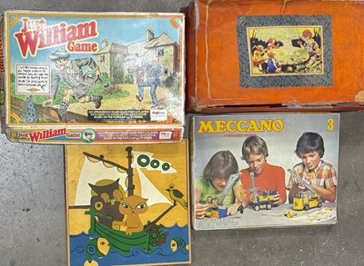 Lot 36 - A collection of games including a boxed...