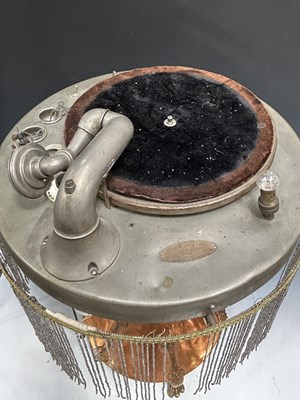 Lot 525 - A Burns & Pollack Phonolamp, c.1920, a...
