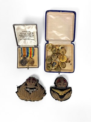 Lot 471 - An RAF RFC officer's first pattern cap badge...