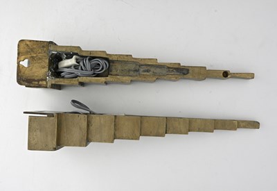 Lot 209 - A pair of Art Deco style gilt bronze wall...