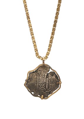 Lot 81 - UnoAErre, a 14ct gold chain, with a Bolivian silver 8 Reales coin pendant