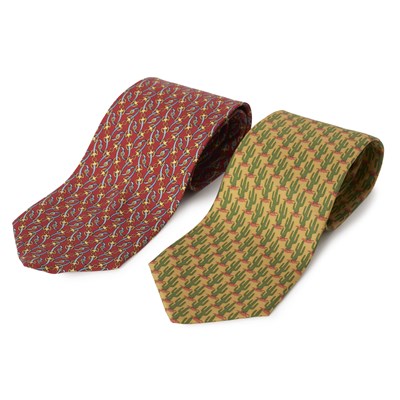 Lot 255 - Gucci, two silk ties.