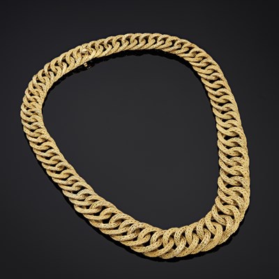 Lot 80 - Garrard & Co., a mid 20th century 18ct gold necklace
