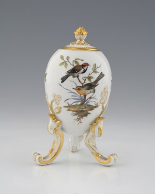 Lot 468 - Meissen, an egg form vase and cover, 20th...