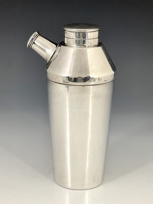 Lot 141 - An Art Deco silver plated cocktail shaker,...