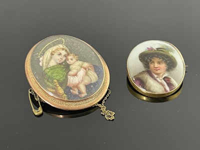 Lot 157 - Two gold mounted portrait brooches, oval form,...