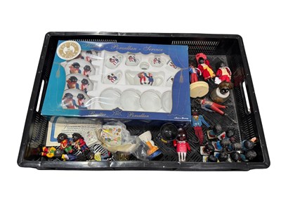 Lot 27 - A collection of Golly memorabilia, comprising...