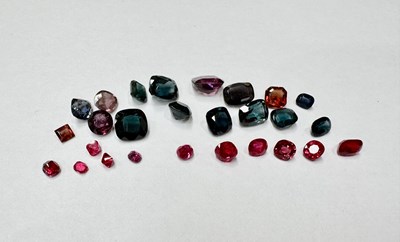 Lot 456 - A selection of loose spinel gemstones