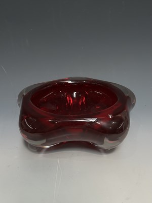 Lot 174 - A Whitefriars ruby glass ashtray, 21cm wide