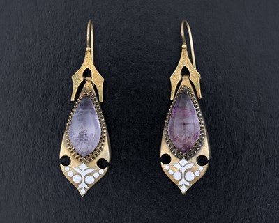 Lot 15 - A pair of Art Nouveau yellow metal foil-back gem and enamel earrings