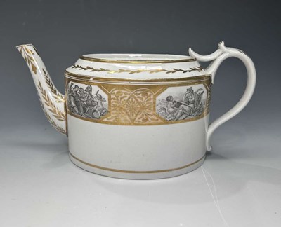 Lot 175 - An early 19th century porcelain teapot,...