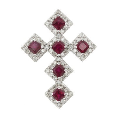 Lot 100 - An 18ct gold ruby and diamond cross pendant