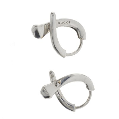 Lot 73 - Gucci, a pair of 18ct white gold Chiodo hoop earrings