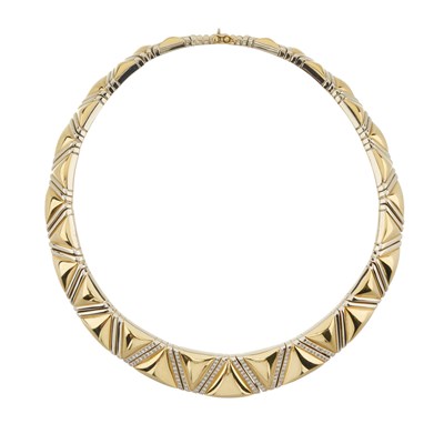 Lot 84 - An impressive 18ct gold diamond collar necklace