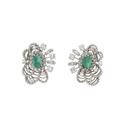 Lot 109 - A pair of mid 20th century emerald and diamond clip earrings