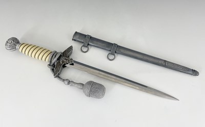 Lot 205 - A WW2 German Third Reich Luftwaffe officer's...