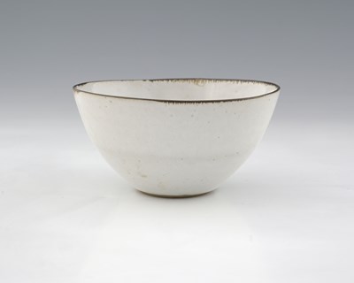Lot 560 - Dame Lucie Rie (1902-1995), a studio pottery...