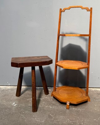 Lot 559 - A Heals light oak octagonal form cake stand,...