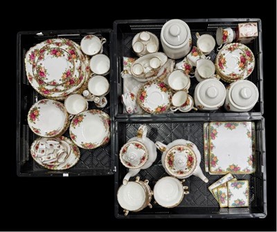 Lot 60 - An extensive Royal Albert dinner service in...