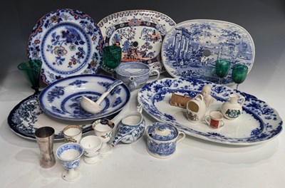Lot 98 - A mixed collection of ceramics and glass, 18th...