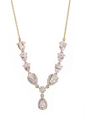 Lot 212 - An 18ct gold morganite and diamond necklace