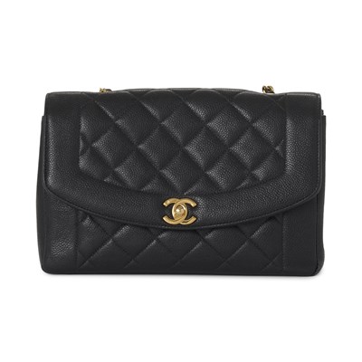 Lot 332 - Chanel, a vintage Diana Flap handbag.