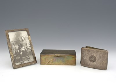 Lot 99 - Three early twentieth-century silver items, to...
