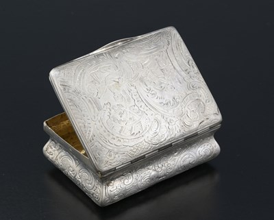 Lot 28 - An eighteenth-century silver snuff box, the...