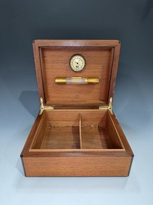 Lot 217 - A late 20th century Elie Bleu mahogany humidor,...