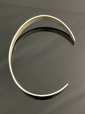 Lot 358 - Jacob Hall, a Danish Modernist silver choker,...
