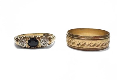 Lot 422 - Two 9ct gold rings