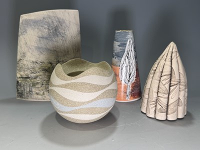 Lot 134 - A collection of studio pottery to include a...