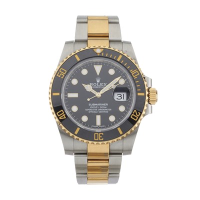 Lot 260 - Rolex, a bi-metal Oyster Perpetual Date Submariner bracelet watch