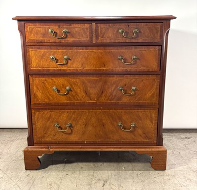 Lot 773 - A mahogany chest of drawers of Georgian design,...