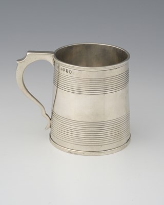 Lot 322 - A George IV silver mug, with slightly tapered...