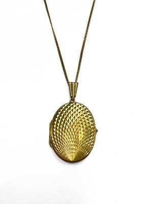 Lot 395 - A 9ct gold oval locket pendant, with chain