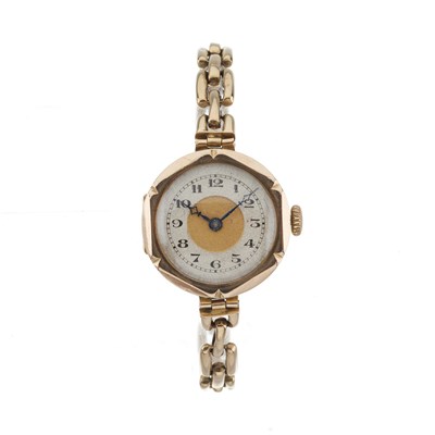 Lot 288 - A 9ct gold bracelet watch
