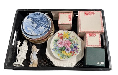 Lot 82 - Three Enchantica figurines EN2000 'Ratterjack',...