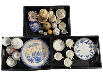 Lot 81 - A collection of mostly British ceramics,...