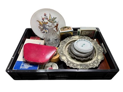 Lot 33 - An art deco alabaster and green marble clock,...