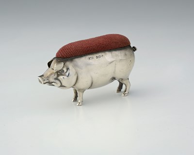 Lot 181 - An Edwardian silver novelty pin cushion,...